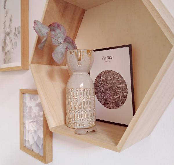 un petit vase mais avec beaucoup de caractère