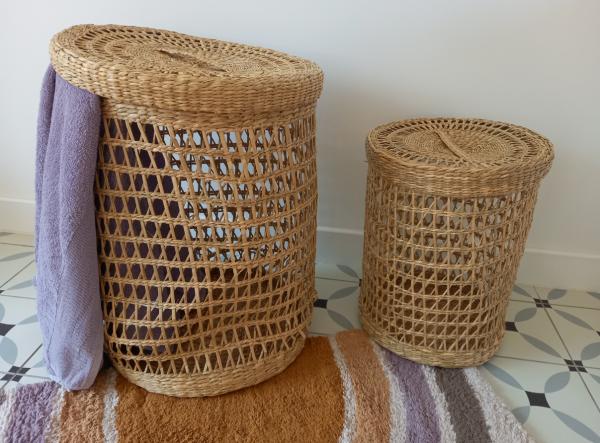 Une grande panière pour le linge, une plus petite pour tout ce qui est délicat