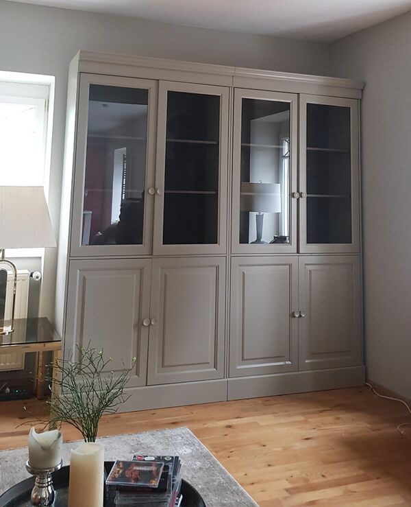 Cabinet avec 4 portes en bois gris Chow