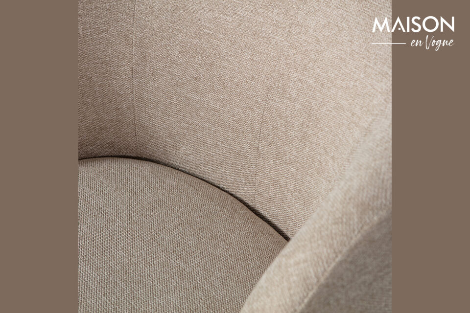 Il vous reste un bel espace pour ce fauteuil pivotant flexible ? Materiau Notre tissu Latti a un