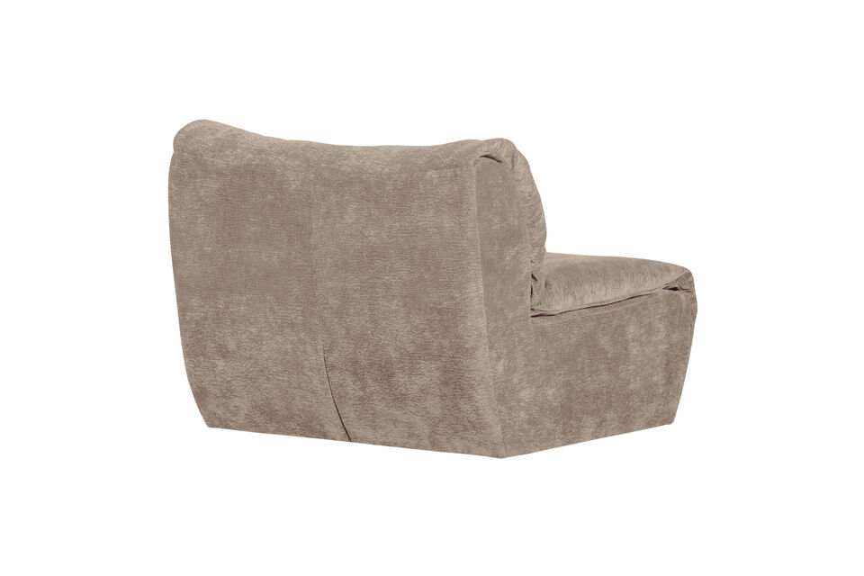 This cozy sofa with down top layer and soft fabric exudes luxury and fits effortlessly into any