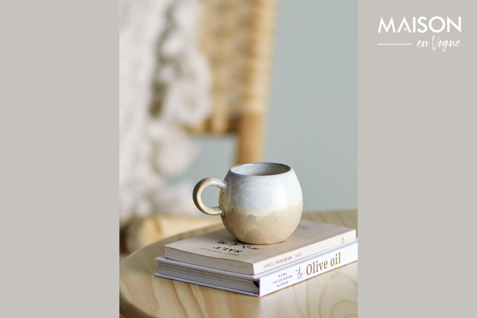 The set offers a perfect balance between functionality and style, suitable for any occasion