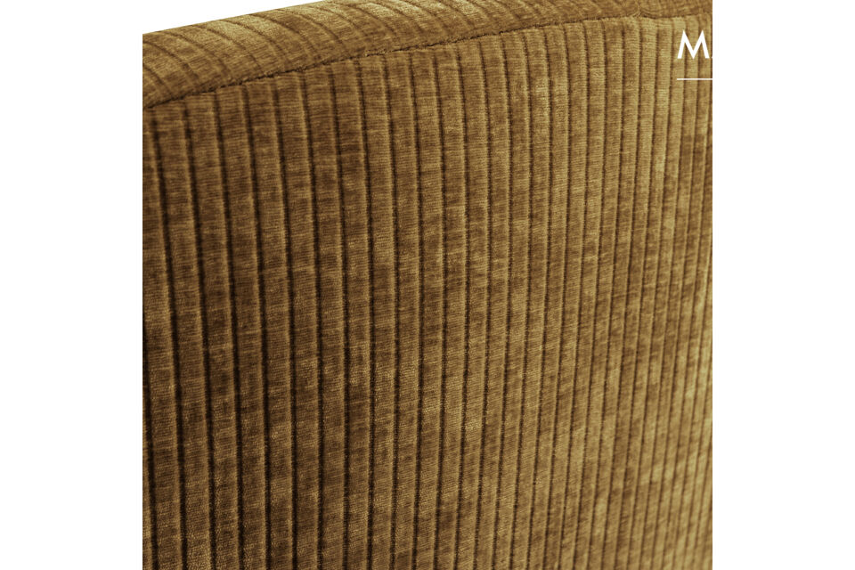 Create your ideal seating area with the Mojo, where style and comfort come together seamlessly