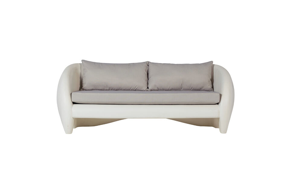 Dieses auffällige 2-Sitzer-Sofa hat fließende