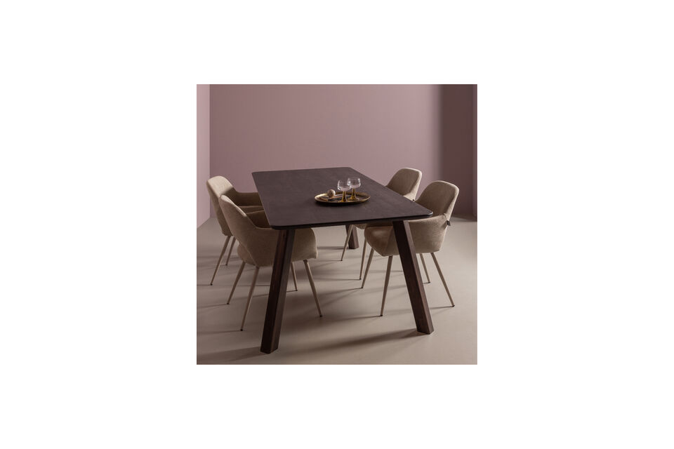 Versatile four-position leg Made of FSC-certified oak wood Create your ideal dining area H 73 cm x