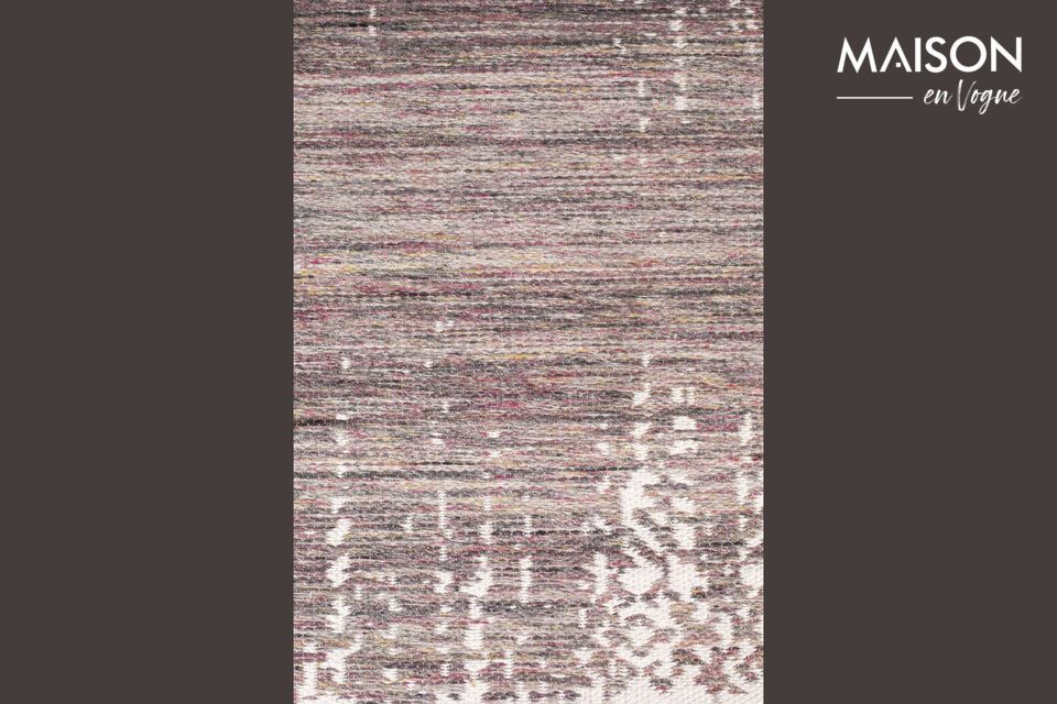 Con sus generosas dimensiones de 170 cm por 240 cm