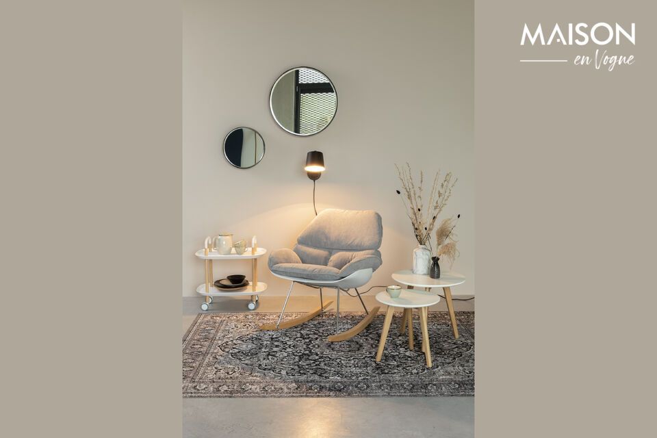 Descubra el equilibrio perfecto entre funcionalidad y estilo con nuestro aplique de pared de hierro