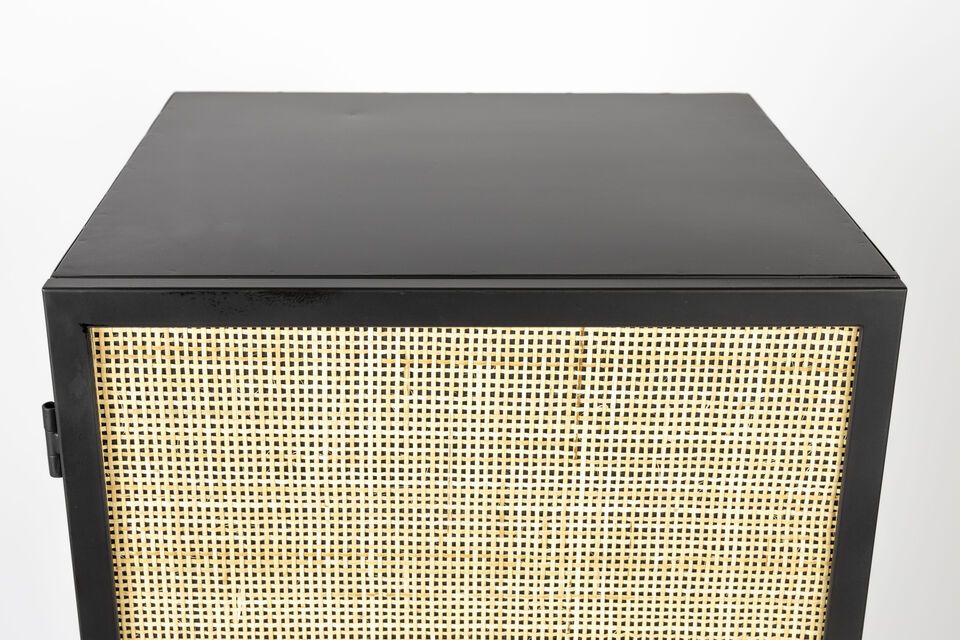 Ya sea como pieza central de su salón o como complemento de su conjunto de muebles