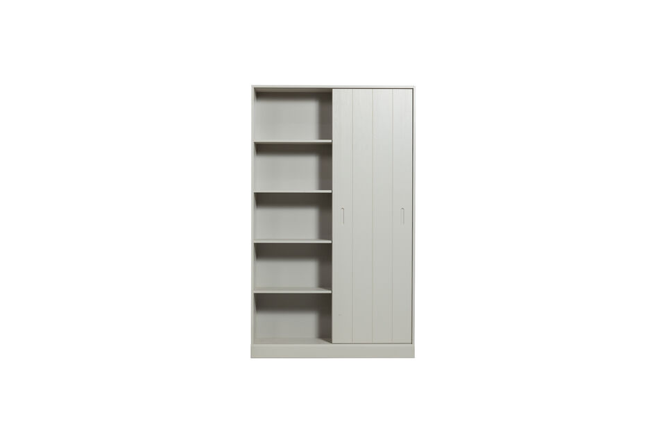 Der Schrank hat eine Breite von 120 cm und verfugt uber 9 grosse Ablagefacher und eine praktische