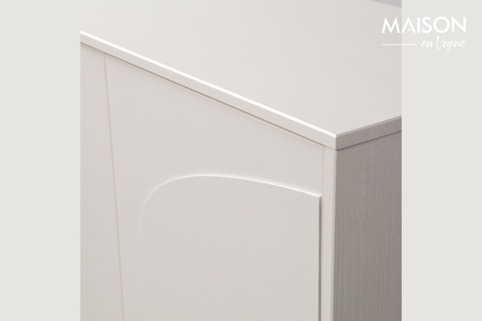 L\'installation du dispositif antichute évite les accidents et empêche l\'armoire de basculer