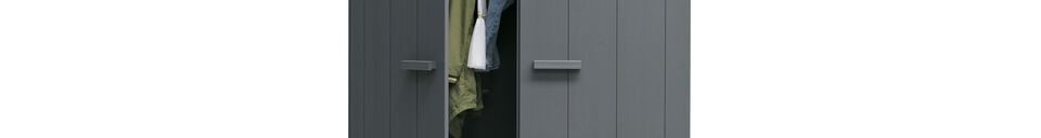 Mise en avant matière Armoire en bois anthracite avec tiroirs Dennis