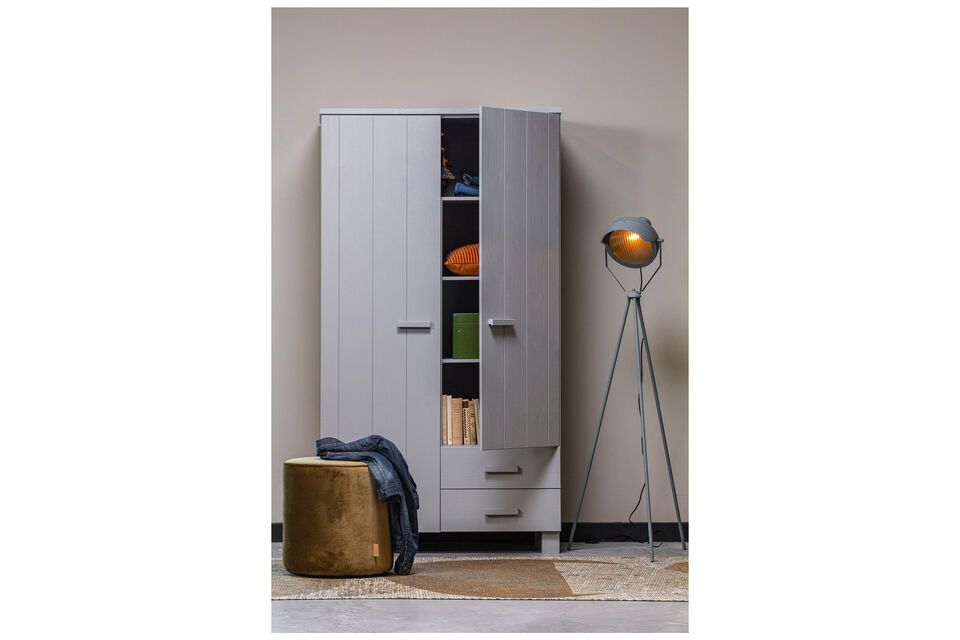 Armoire Dennis - un rangement malin au design épuré