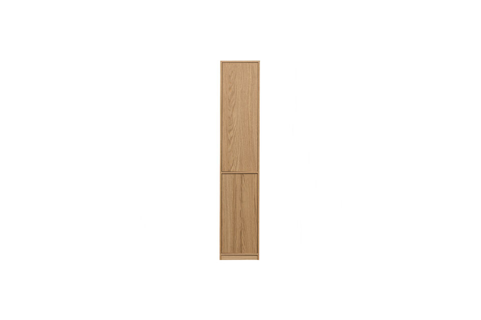Qu\'il s\'agisse d\'un mur d\'armoires impressionnant pour combler une niche étroite