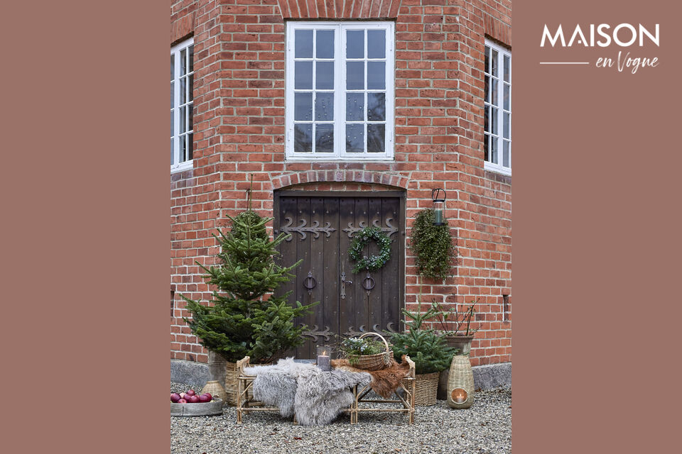 Adorned with silver glitter, it creates a festive atmosphere without the need for maintenance