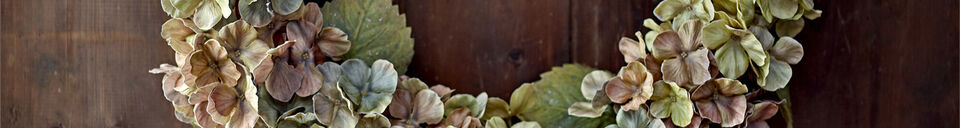 Material Details Artificial flower wreath Ø61 cm rose Hydrangea