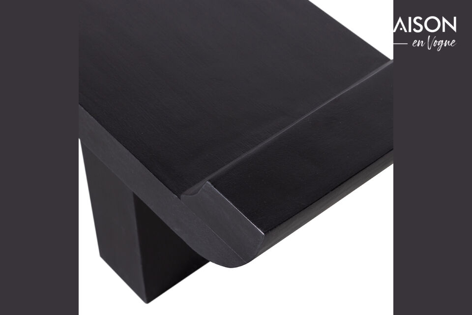Le banc Lox est fabriqué en bois de manguier et bénéficie d\'une finition noire