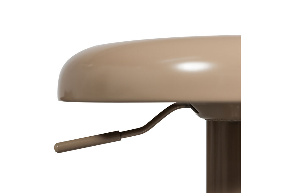 The aluminium in our collections has various treatments and finishes