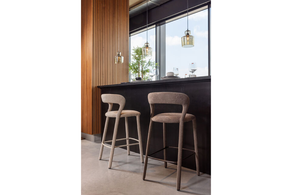 Modern bar stool
Upholstered from top to bottom
Comfortable