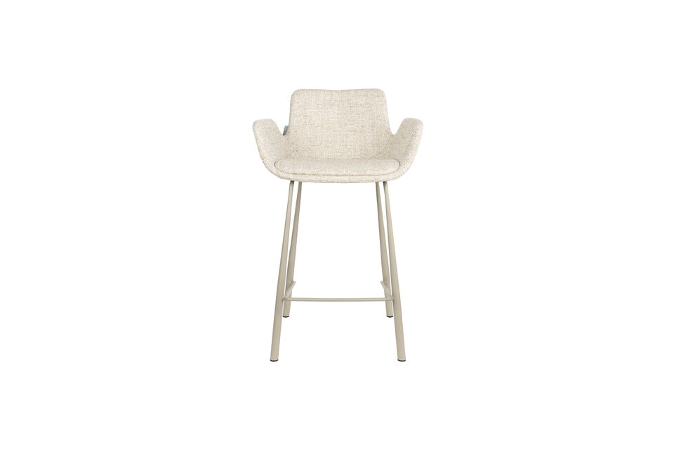 De Brit eetbarkruk van Zuiver is een aanvulling op de Britt eetkamerstoelen serie