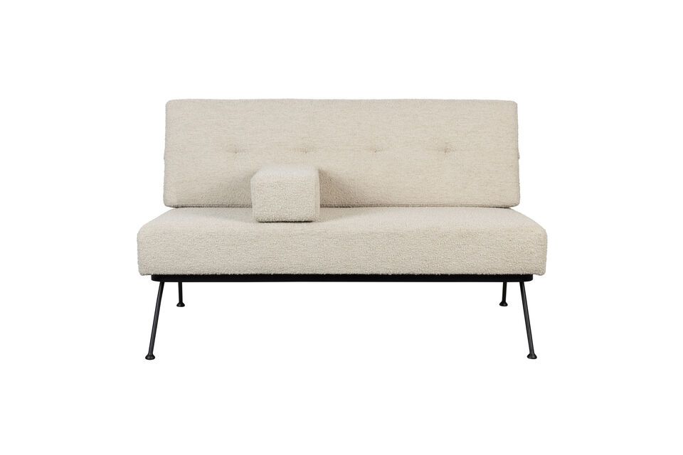 The extra cushion included can be used as an armrest