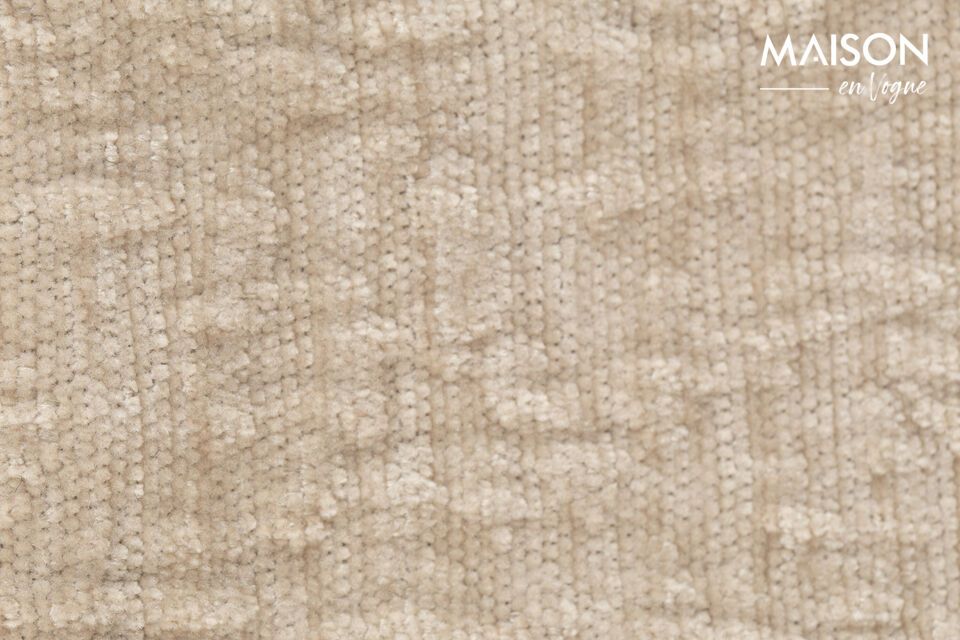 Bring softness and relaxation with the Sense sofa.