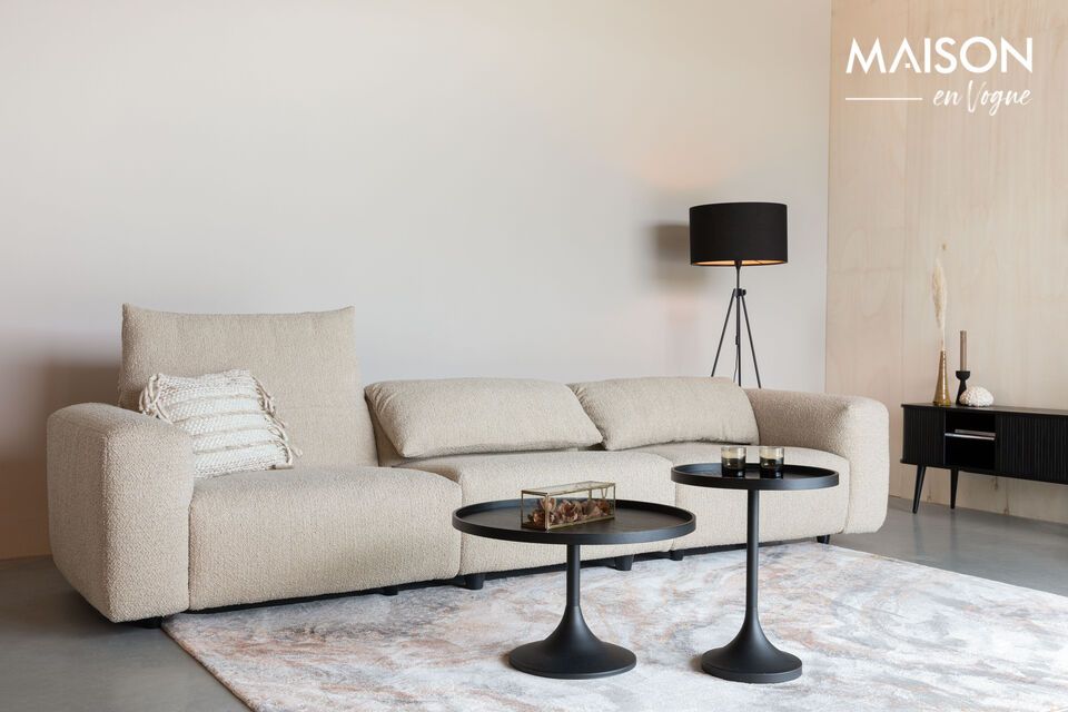 Discover the perfect balance between comfort and style with our Wings sofa