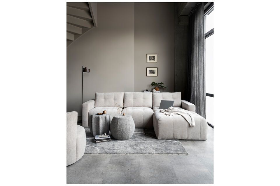 Design adaptable to any interior.