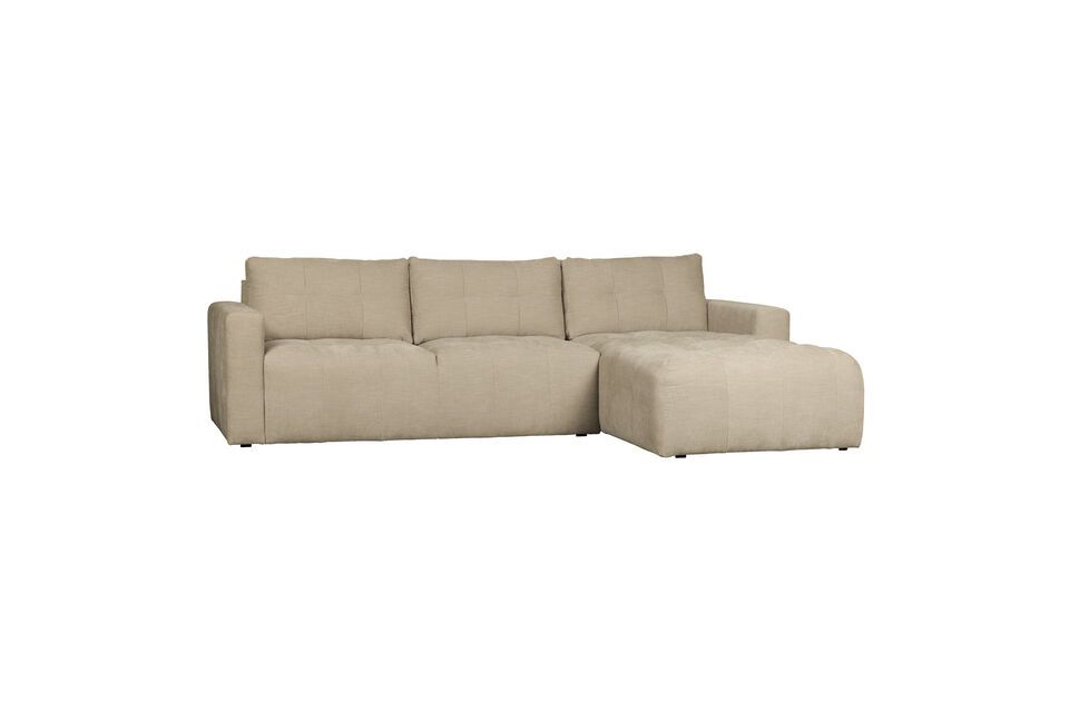 The fabric is made of 100% polyester, making it ideal for heavy-duty home use