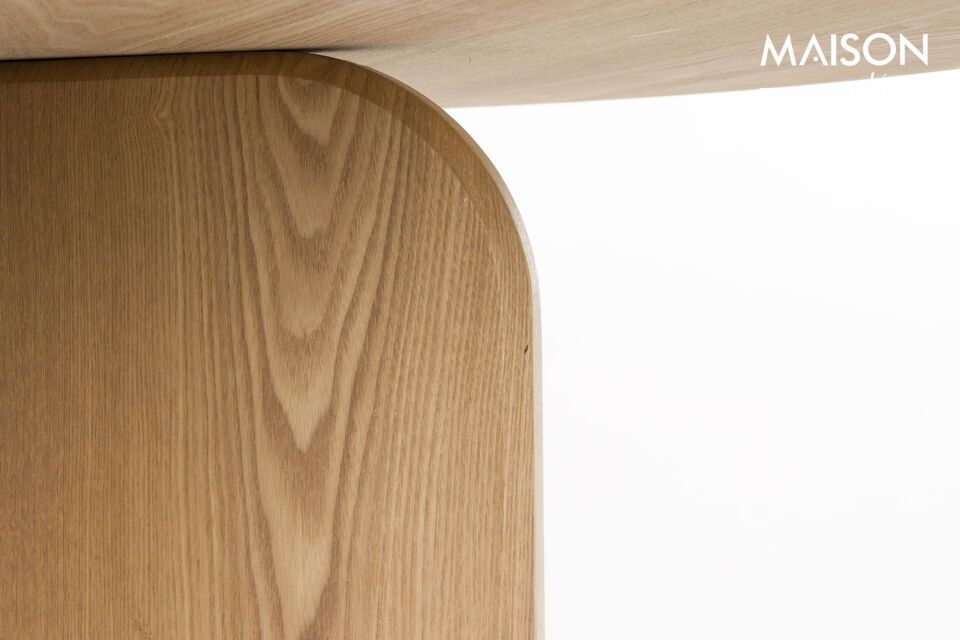 De Beige Laurent tafel combineert elegantie met praktisch nut en is een ware weerspiegeling van je