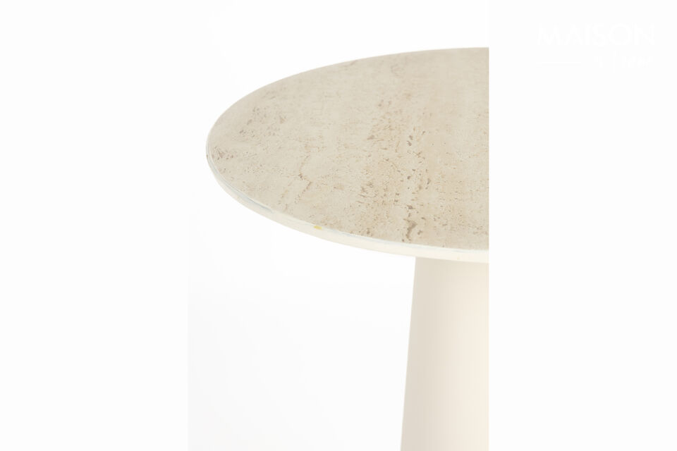 Introducing the exquisite Joya side table, a perfect blend of modern design and sophistication