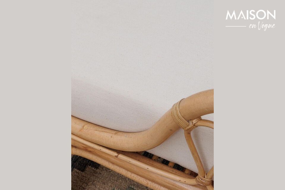 Das schlichte Design in neutralem Beige fügt sich harmonisch in eine Vielzahl von