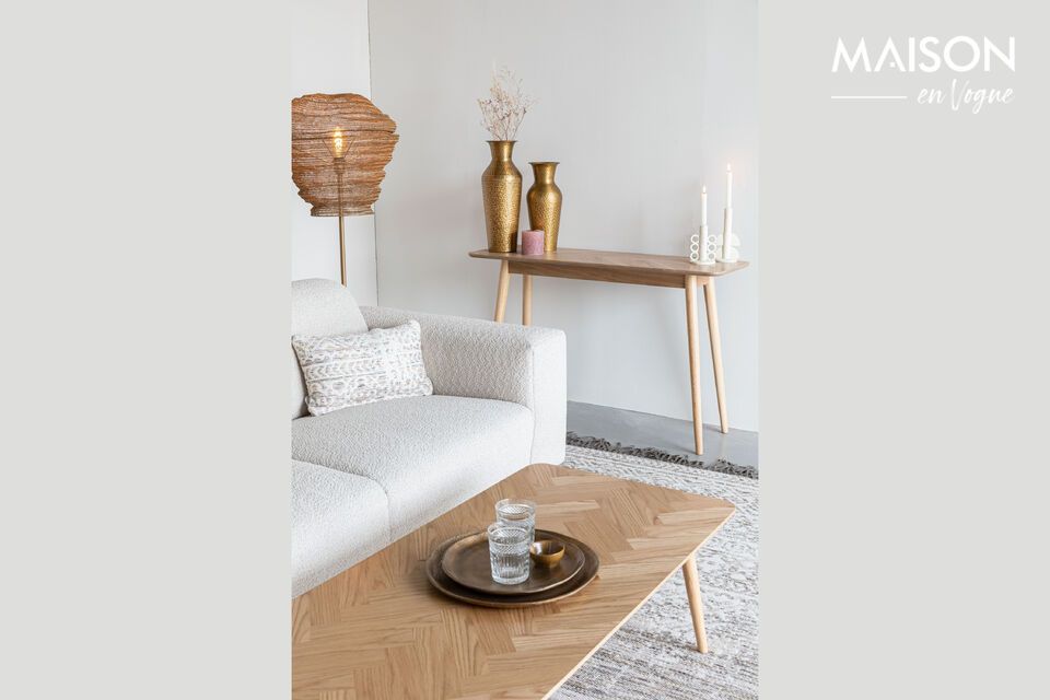 Add a touch of refinement to your interior with this elegant wooden console.
