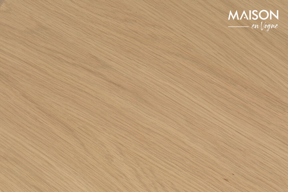 Chunk by Zuiver epitomizes strength and style, seamlessly merged into one table