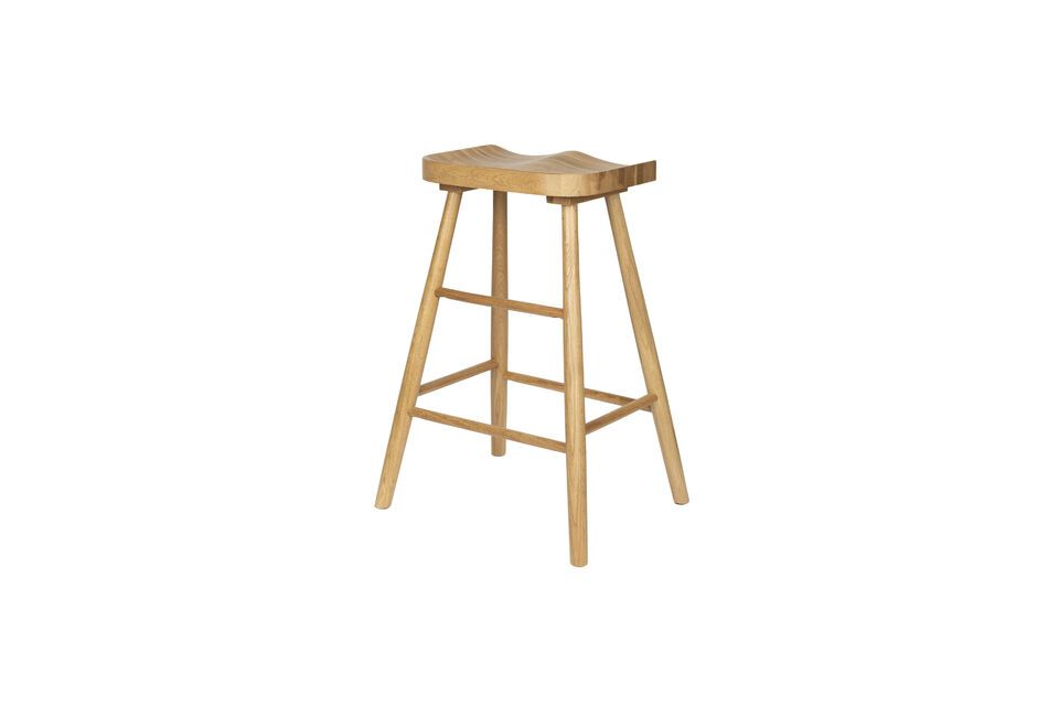 Thanks to its sleek design and brown color