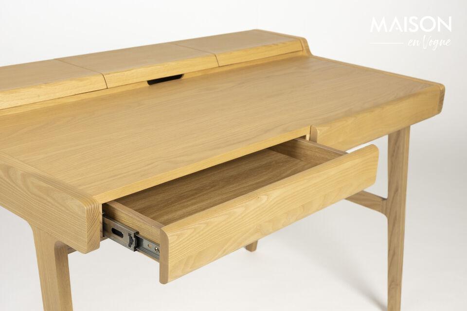 Two drawers on the inside provide even more storage space to keep your workspace tidy and organised