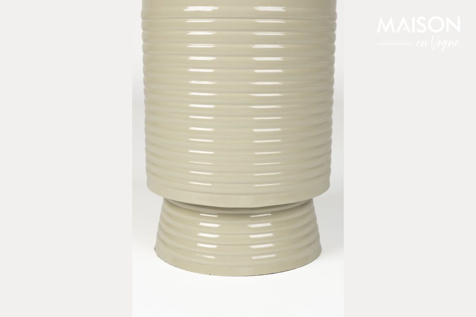 Dieser Metall-Trommeltisch