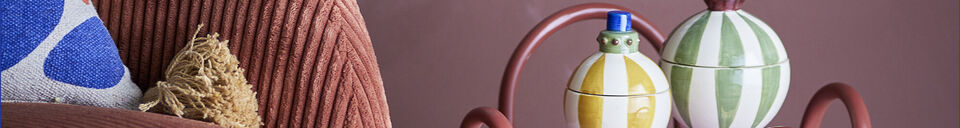Materialbeschreibung Beistelltisch Ø30xH46 cm aus Metall rot Whimsica