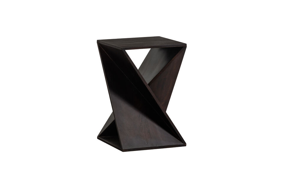 Dankzij deze combinatie van stijlen is de Ikem bijzettafel niet alleen een functioneel meubelstuk