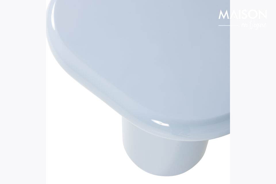 Deze tafel combineert prachtig met natuurlijke materialen en neutrale tinten