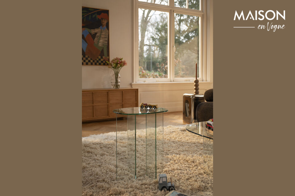 Deze salon- en bijzettafel zijn namelijk gemaakt van glas