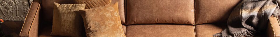 Benadrukte materialen Bijzettafel XL hout en metaal antique gold BOUNDS