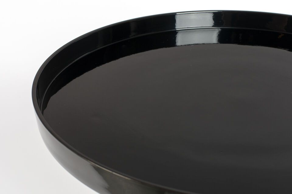 Its elegant black finish blends effortlessly into a variety of decors