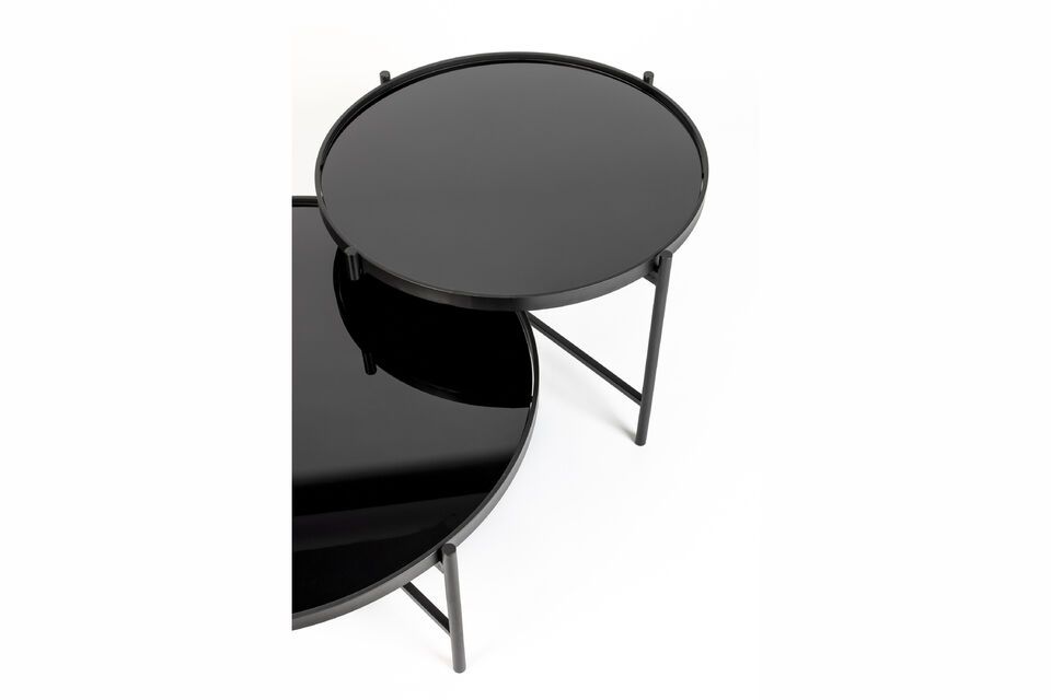 The Lily black glass coffee table is therefore an ideal solution if you\'re looking for both style