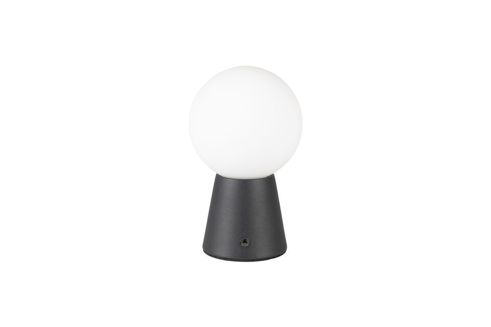 5 cm in height, it can be customized in terms of brightness and location
