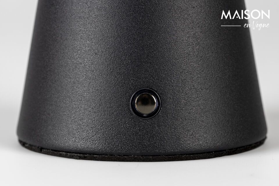 Inspired by the beauty of the starry sky, this lamp lives up to its name \'Stellar\'