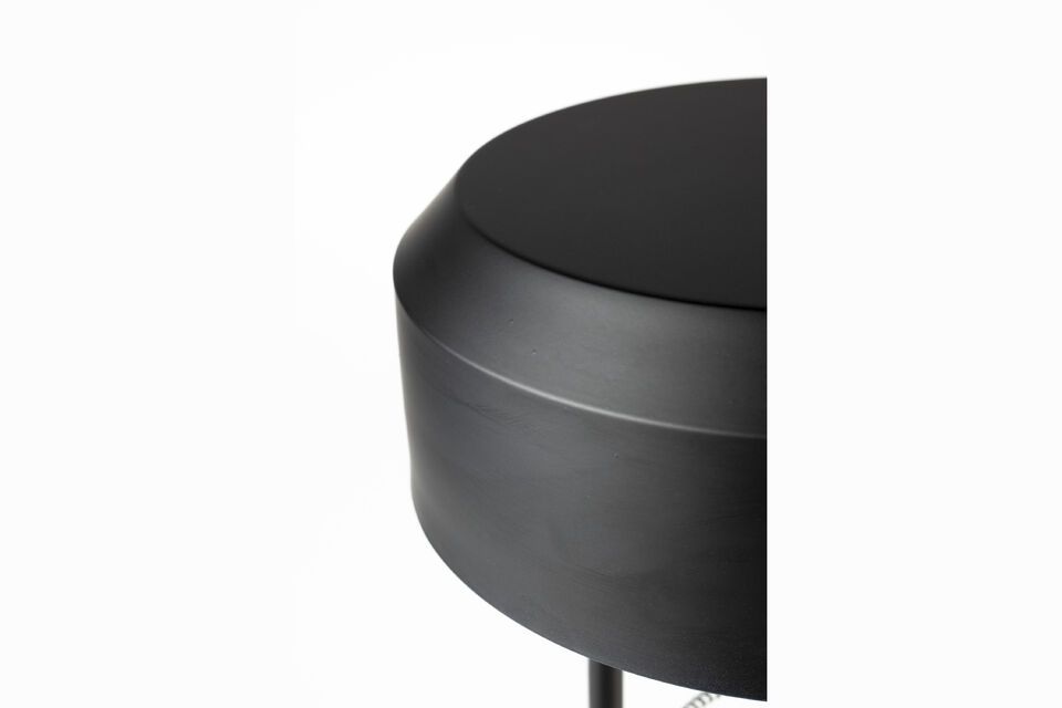 Its iron structure ensures both durability and stability