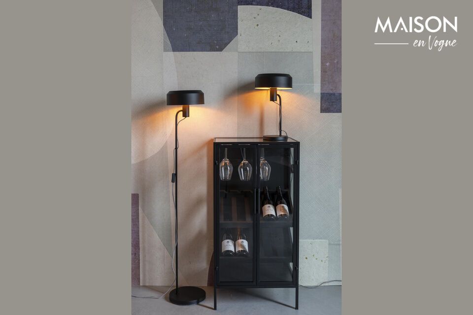 Discover the sober, functional elegance of the Landon floor lamp