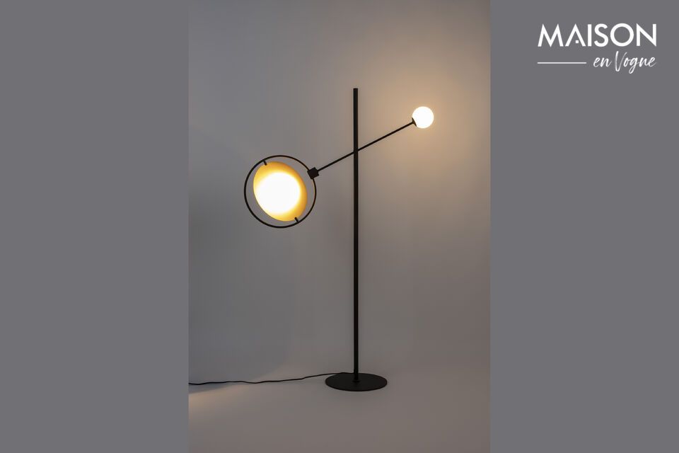 Discover the Sirius floor lamp in black iron