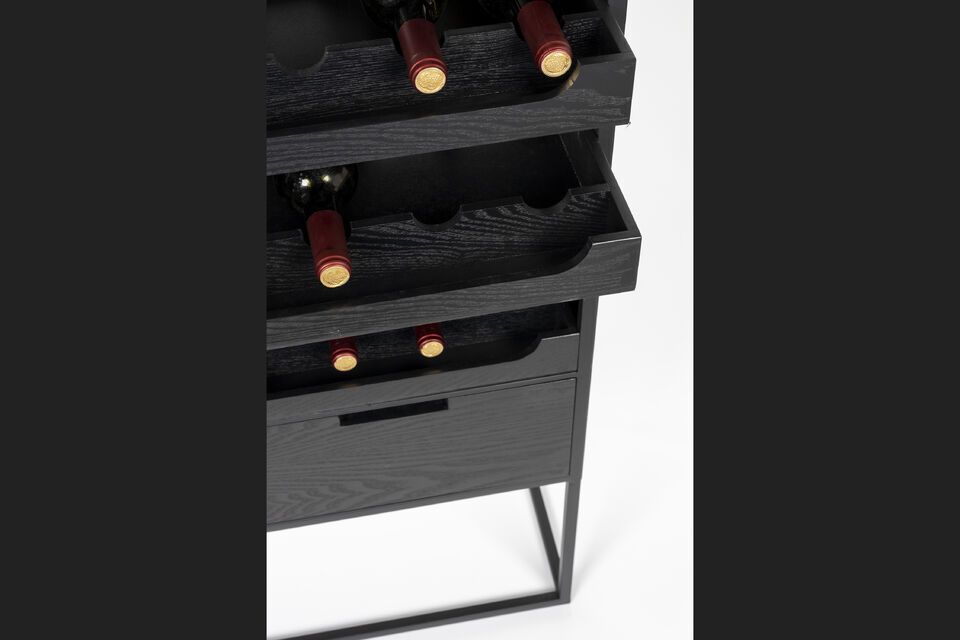 The Guuji collection offers several sizes and variations that blend harmoniously together