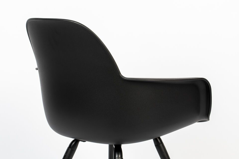 Whether you prefer it with or without armrests